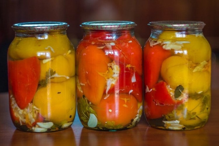 Stuffed Peppers with Carrots and Cabbage for Winter