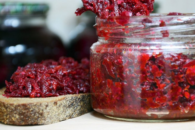 Beetroot Salad with Apples for Winter