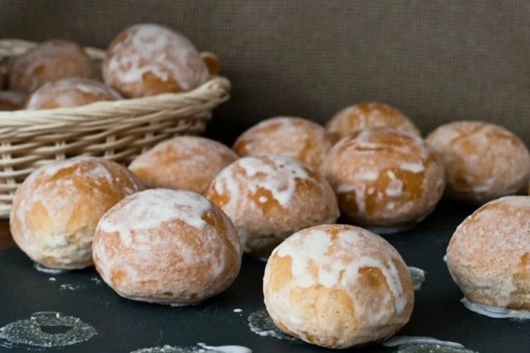 Buttermilk Honey Gingerbread Cookies