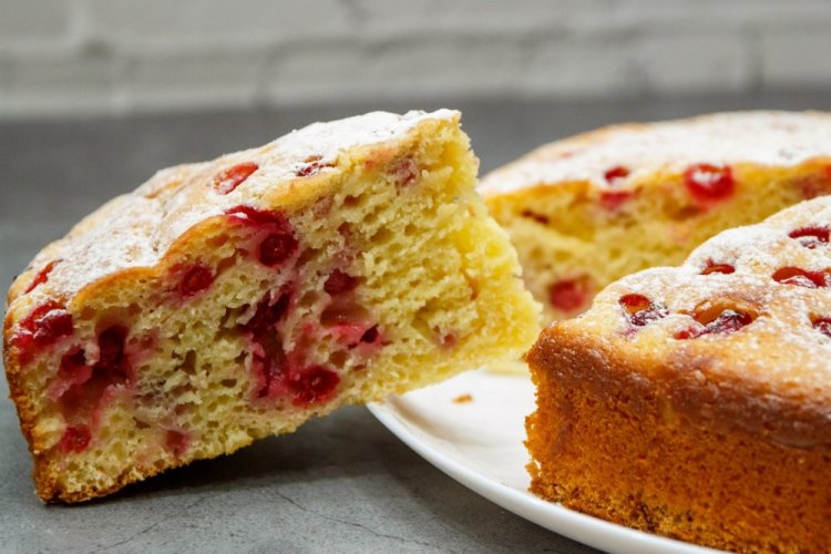 Buttermilk Pie with Currants