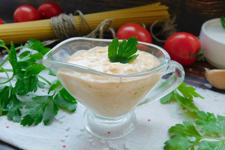 Sour Cream Sauce for Pasta