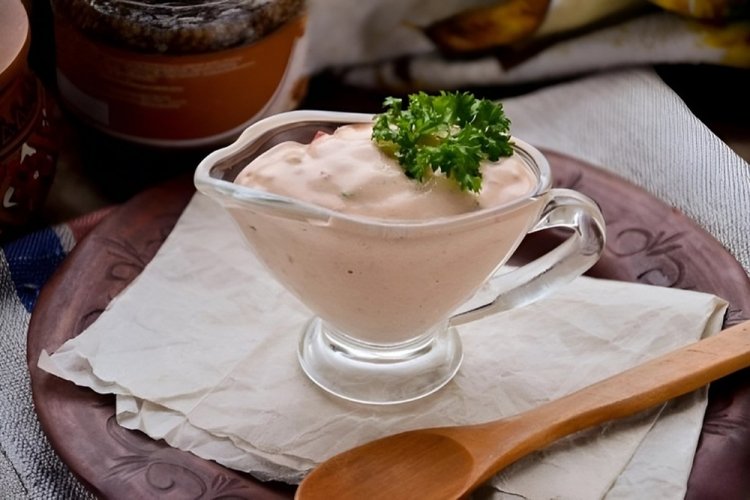 Sour Cream Sauce with Paprika