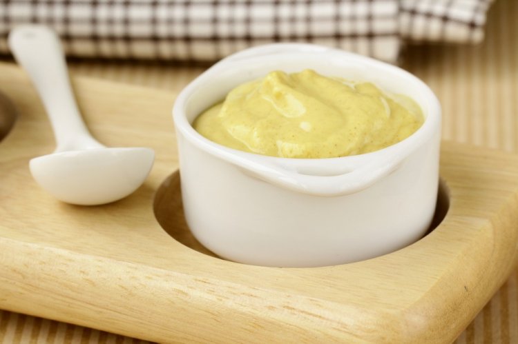 Sour Cream Sauce with Vinegar