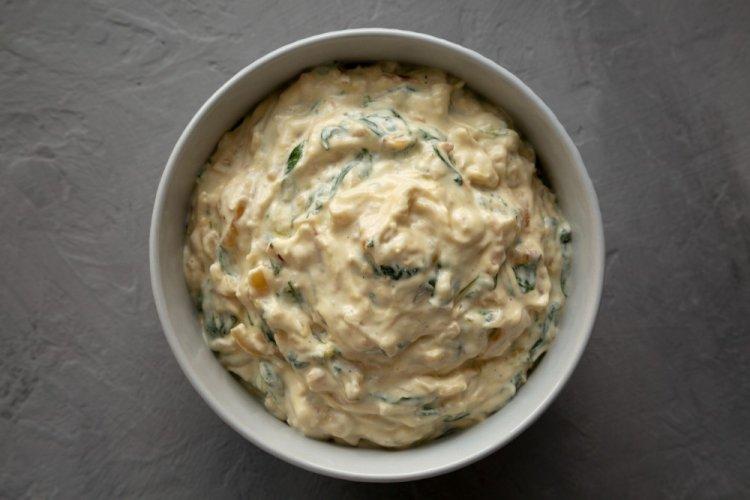 Cream Sauce with Onion and Garlic