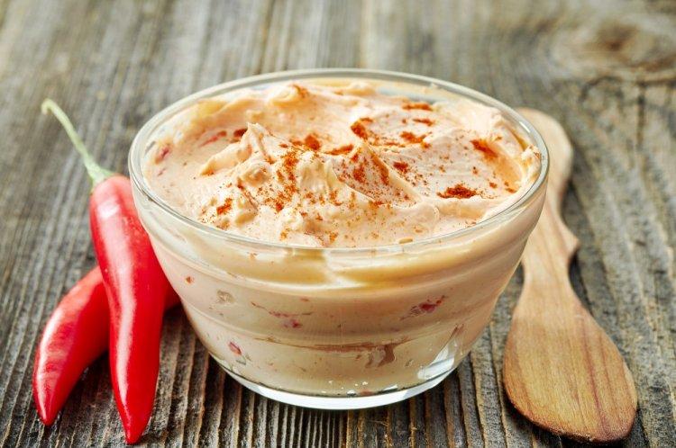 Cream Sauce with Roasted Bell Pepper