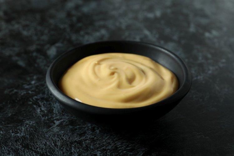 Cream Sauce with Processed Cheese