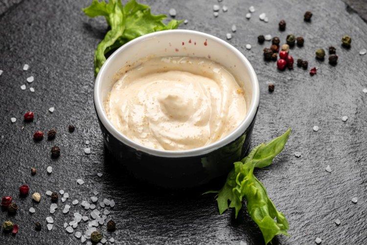 Cream Sauce with Fish Broth