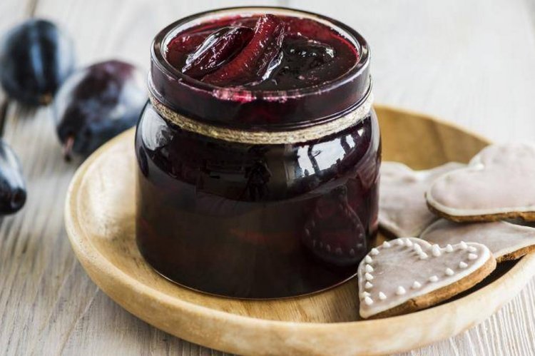 Spiced Prune Jam for Winter