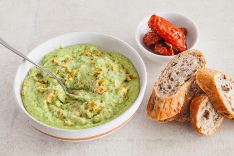 Green Buckwheat Hummus