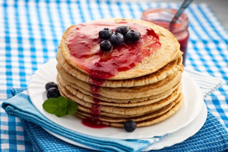 Green Buckwheat Pancakes with Coconut Milk