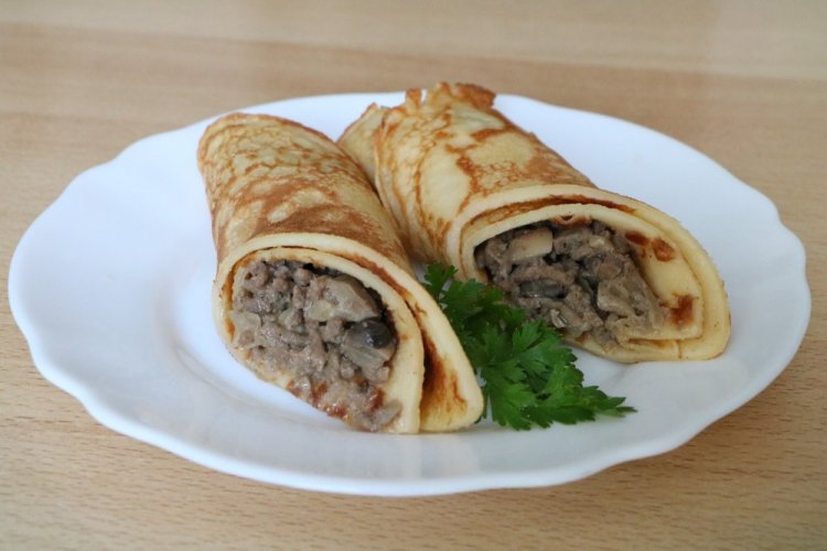 Meat and Mushroom Filling for Pancakes