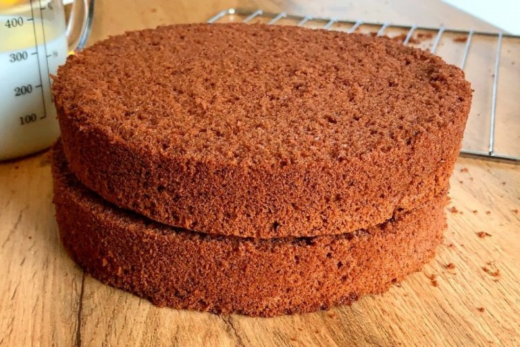 Chocolate Sponge Cake with Sour Milk