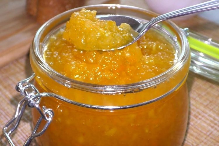 Zucchini Jam with Dried Apricots