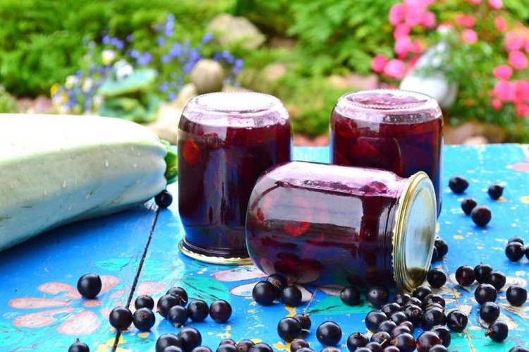 Zucchini Jam with Berries