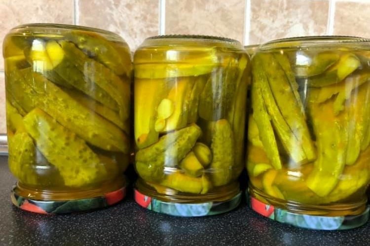 Marinade with Honey for Cucumbers