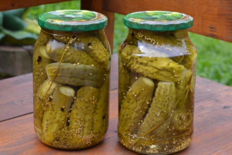 Marinade with Mustard for Cucumbers for Winter