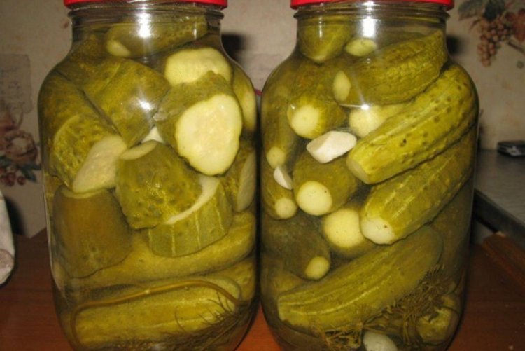 Sweet Marinade for Cucumbers for Winter