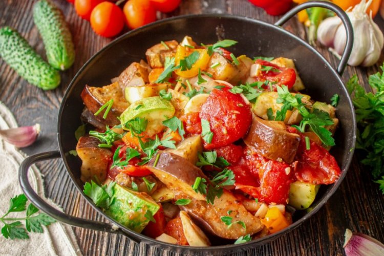 Estofado de berenjena y calabacín al horno