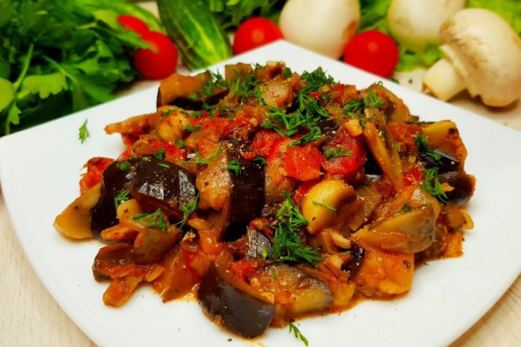 Estofado de verduras con berenjena y champiñones