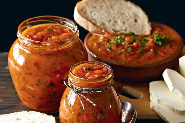 Lutenitsa with Tomatoes and Celery for Winter