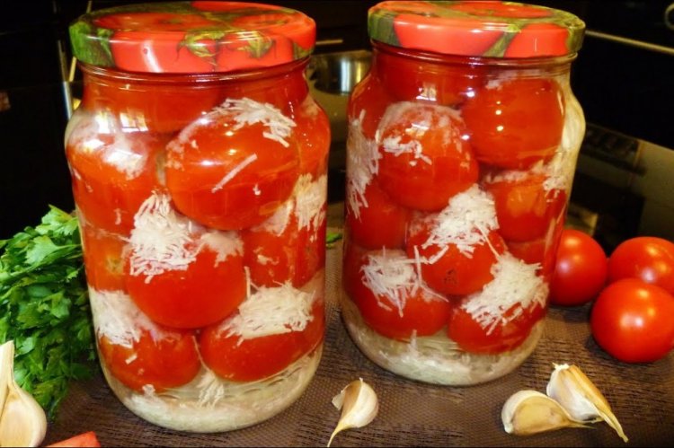 Tomatoes with Grated Celery Root for Winter