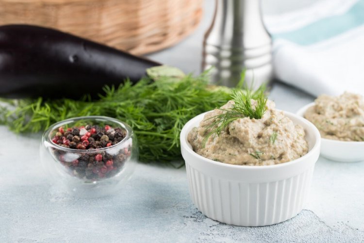 Eggplant Spread with Herbs for Sandwiches