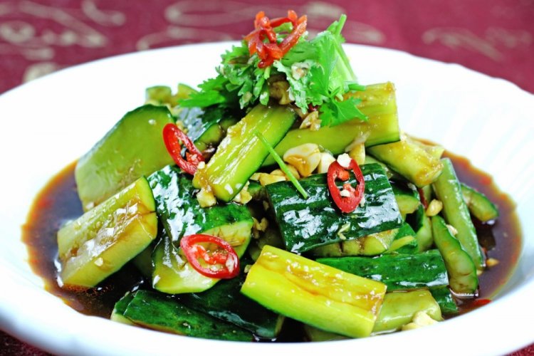 Smashed Cucumbers with Rice Vinegar