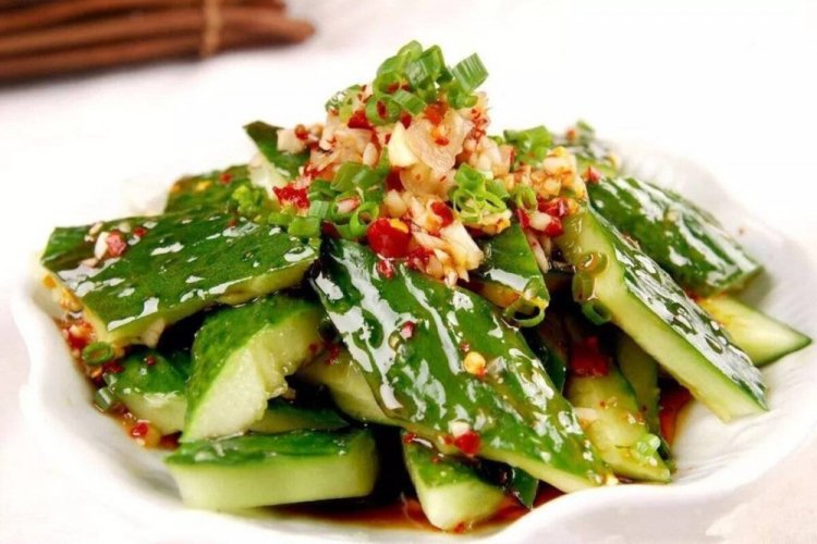 Smashed Cucumbers with Spices