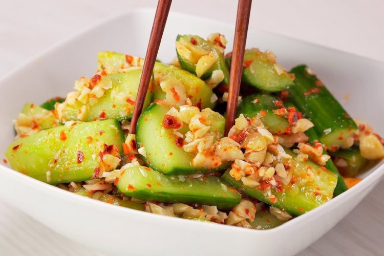 Smashed Cucumbers with Peanuts