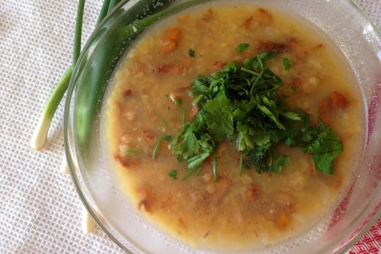 Chanterelle Mushroom Soup with Lentils