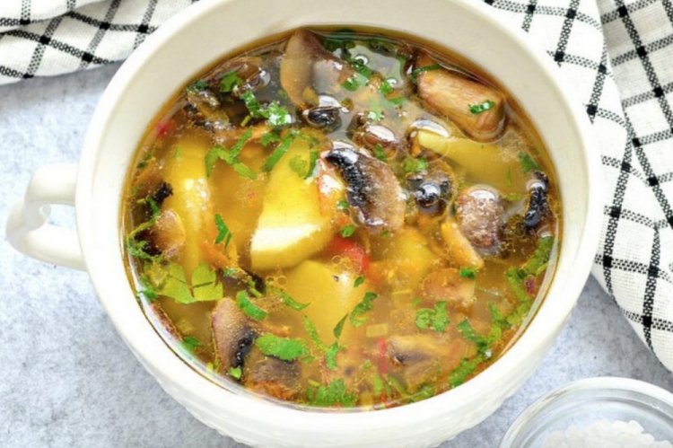 Mushroom Soup with Meat