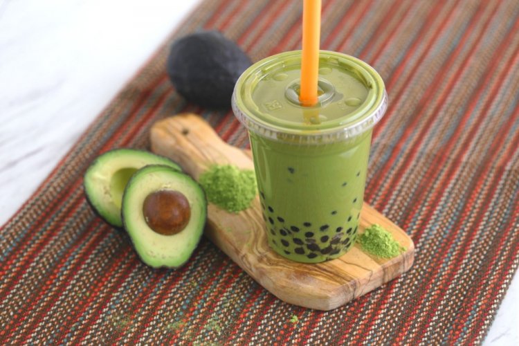 Matcha Bubble Tea with Almond Milk