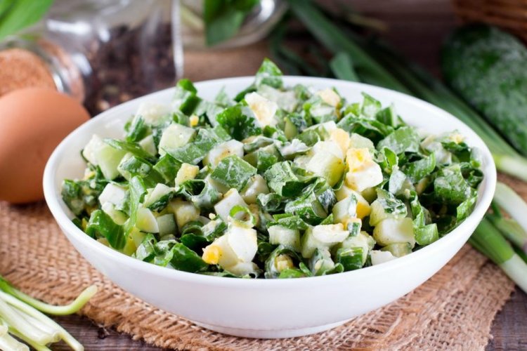 Salad with Cucumbers and Sorrel