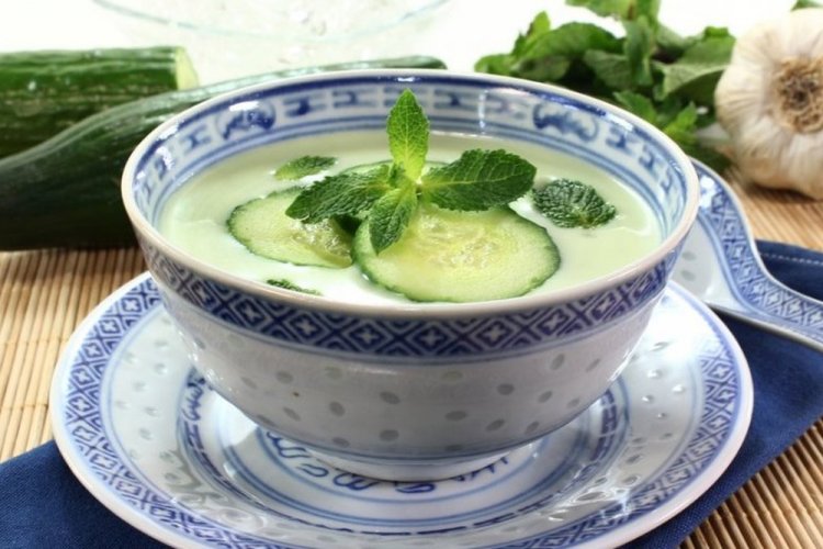 Cold Cucumber and Mint Soup