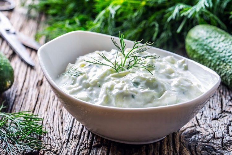 Cucumber Sauce with Sour Cream