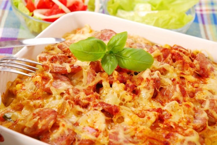 Mac and Cheese with Sausage in Tomato Sauce