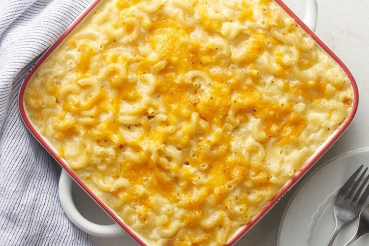 Mac and Cheese with Sour Cream