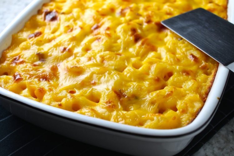 Baked Mac and Cheese (Mac 'n' Cheese)