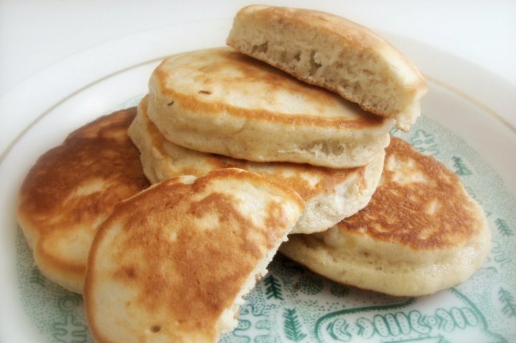 Banana Pancakes with Ryazhenka