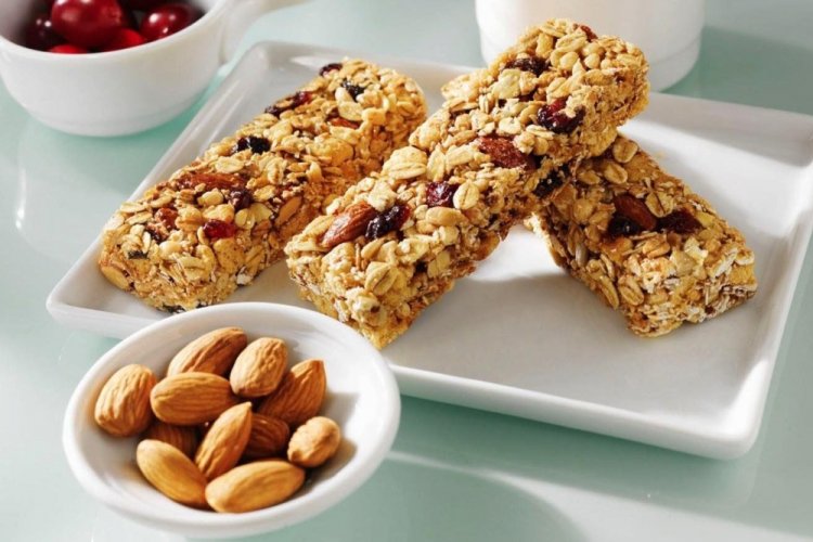 Barritas de proteínas con frutos secos y plátanos