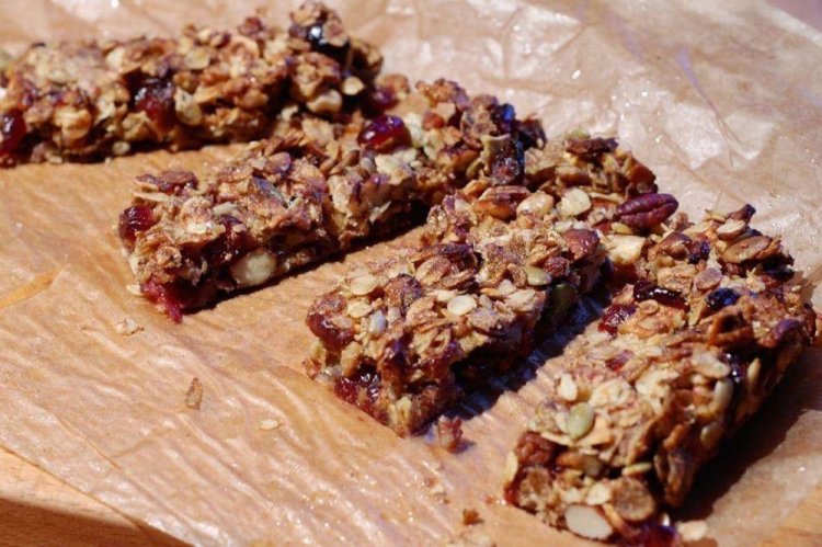 Barritas de proteínas con arándanos rojos secos