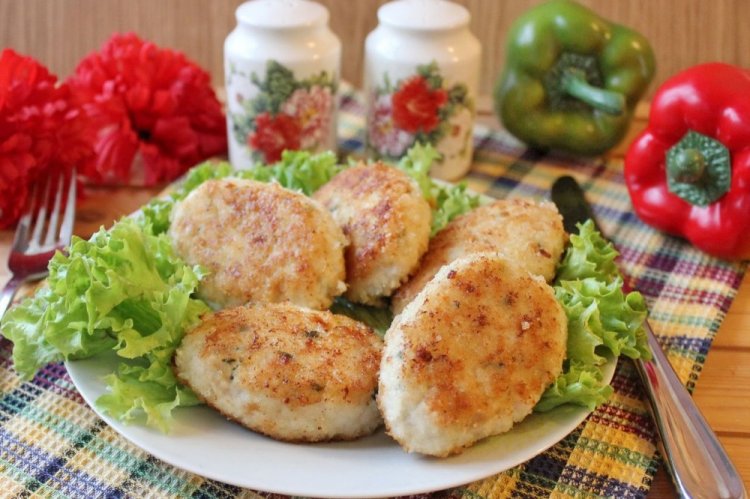 Minced Meat and Cottage Cheese Cutlets