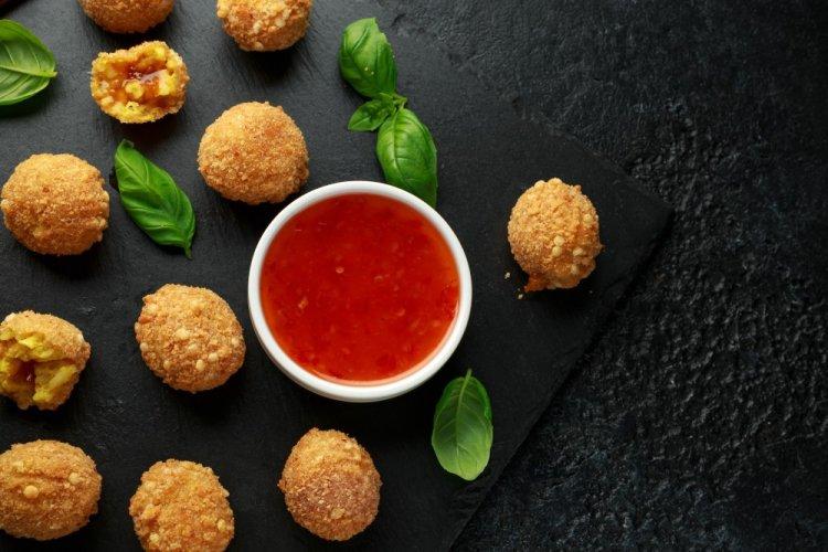 Arancini with Shrimp in Sesame Seeds