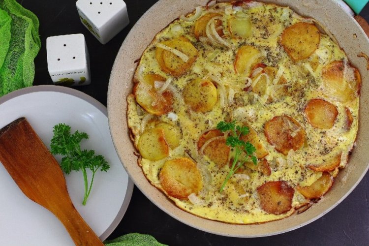 Potato and Egg Omelet