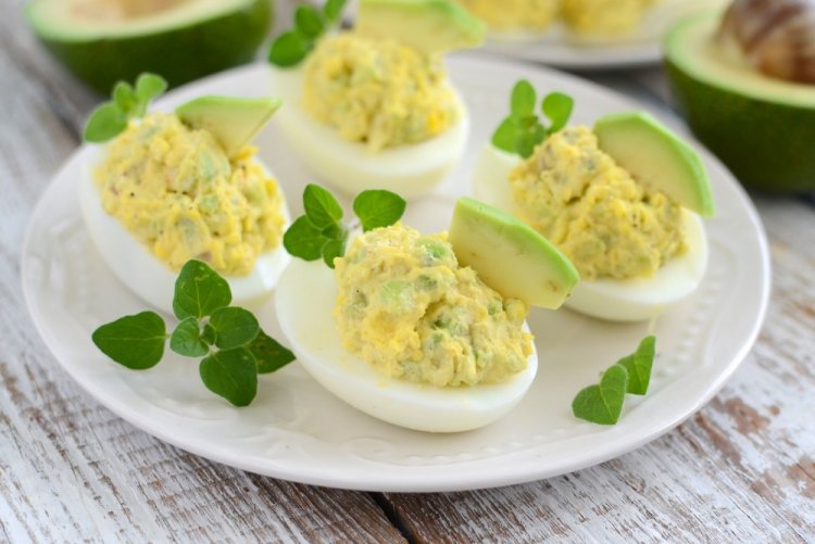 Deviled Eggs with Avocado