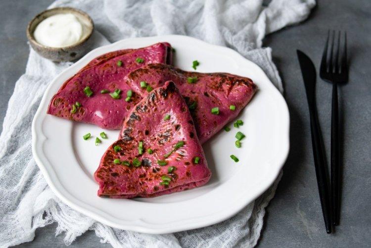 Beetroot Ryazhenka and Milk Pancakes