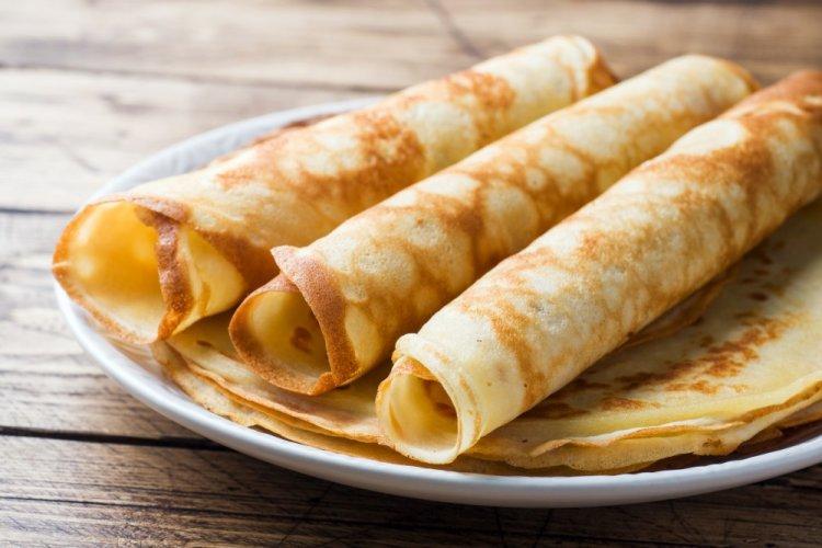 Ryazhenka Pancakes with Semolina