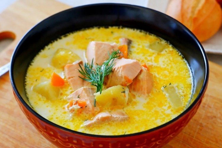 Finnish Fish Soup with Bell Pepper