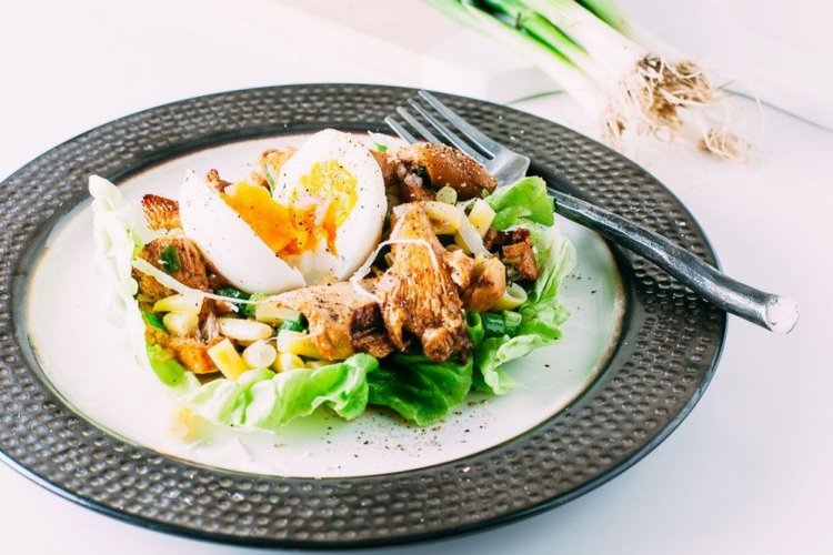 Chanterelle and Quail Egg Salad