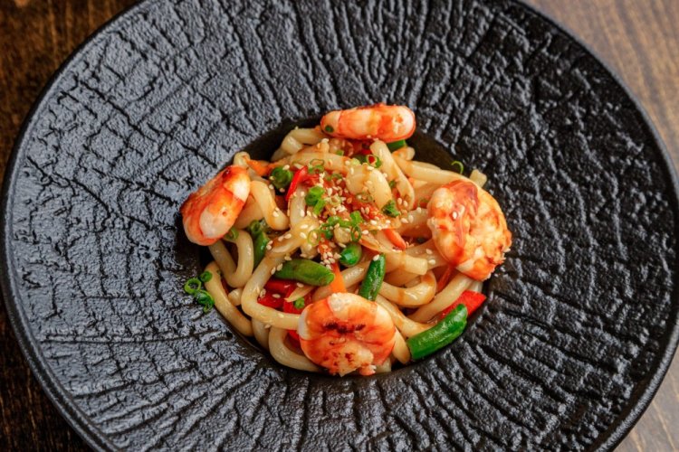Udon with Shrimp and Green Beans